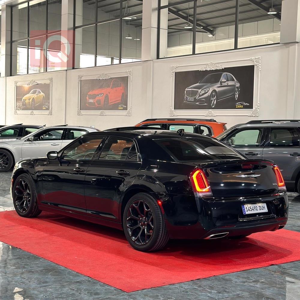 Chrysler 300